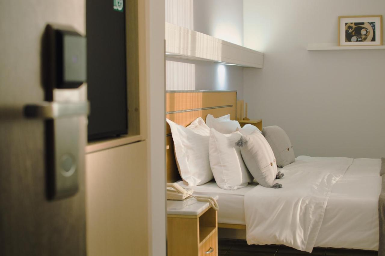 Acropol Hotel Атина Екстериор снимка